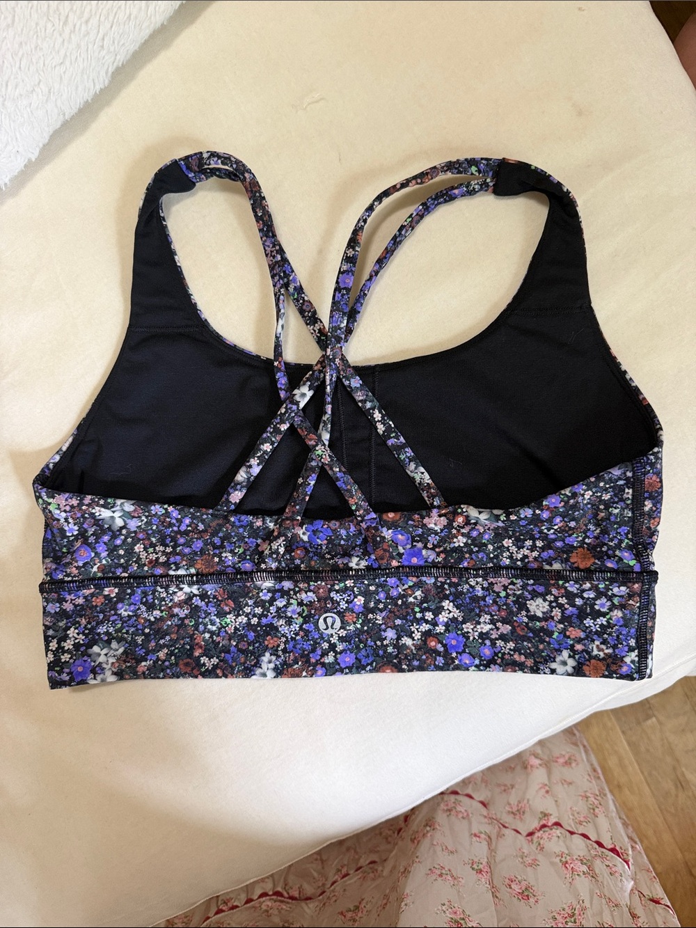 lululemon sports bra - Picture 2 of 2